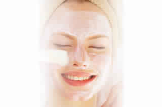 CHEMICAL SKIN PEEL TREATMENT